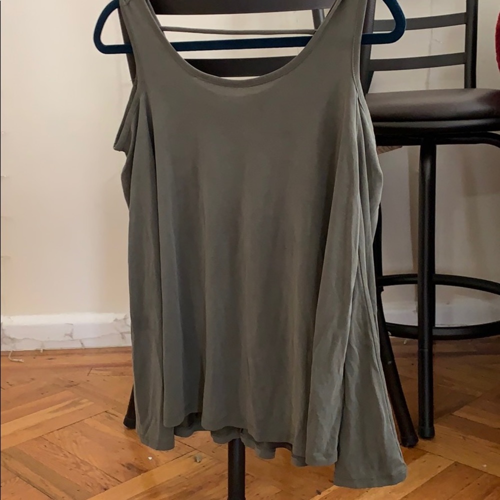 Flowy top